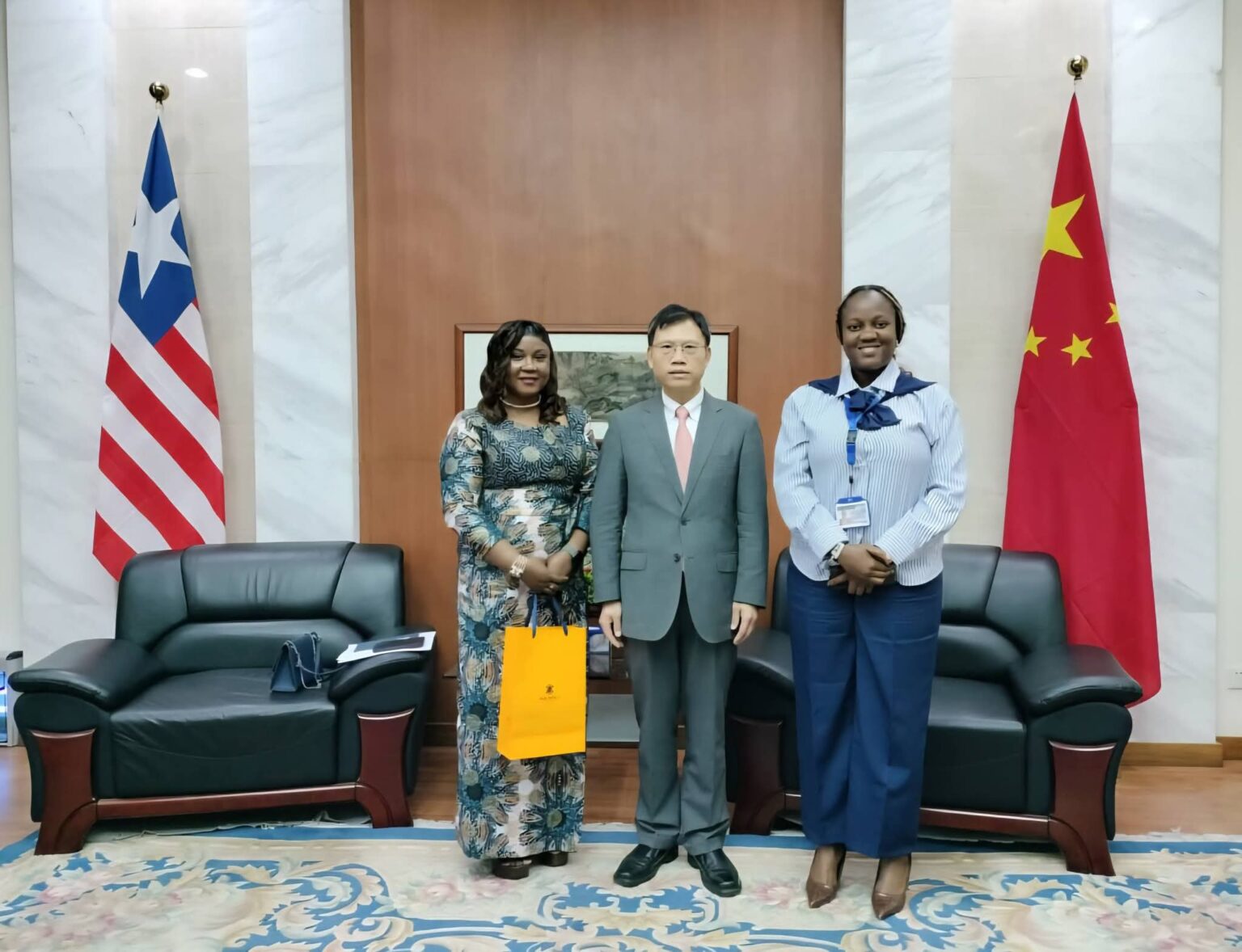 LIPO Leadership Pays Courtesy Visit to Chinese Ambassador to Liberia